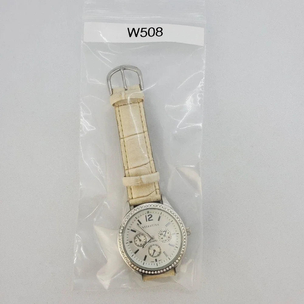 Attention Women's Watch 38MM Crystals Bezel‎ Beige Leather Bands New Battery